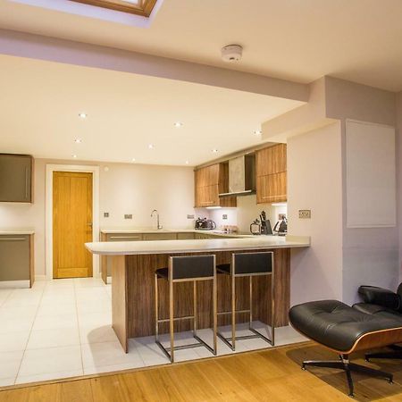 The Escalier Mews - Bright 3Bdr Home ลอนดอน ภายนอก รูปภาพ