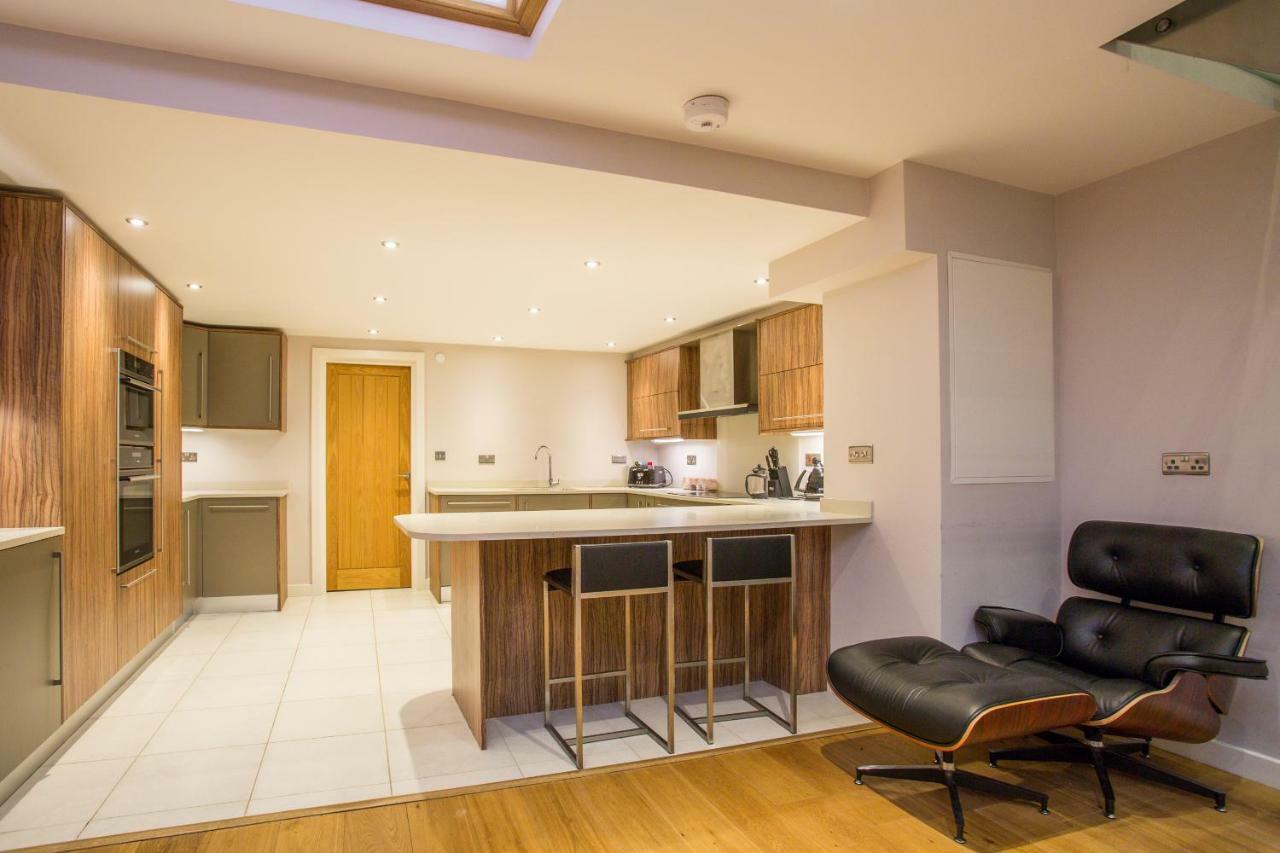 The Escalier Mews - Bright 3Bdr Home ลอนดอน ภายนอก รูปภาพ